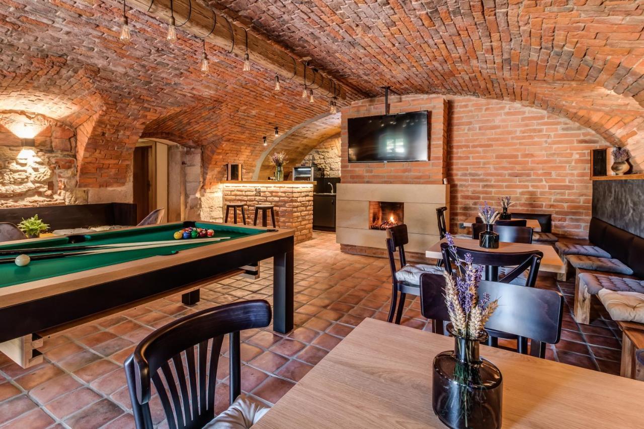 Dvur Hanis - Adults Only - Deti Od 12 Let Marsov nad Metuji Exterior foto